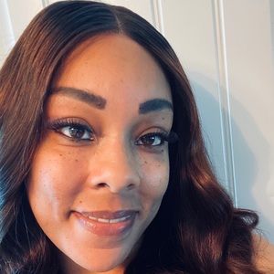 Meet your Posher, Anita